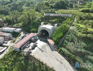 西渝高铁铁峰山隧道正洞开挖累计掘进突破10000米大关