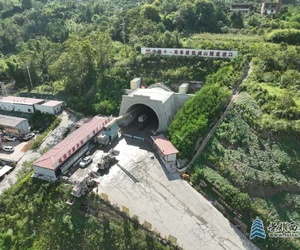 西渝高鐵鐵峰山隧道正洞開挖累計(jì)掘進(jìn)突破10000米大關(guān)