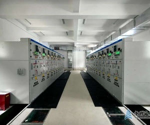 西康高铁首座10KV配电所一次送电成功