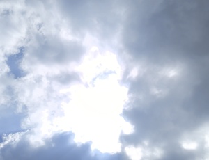 南五台上看下雨，雨就是个水柱子撑着天和地