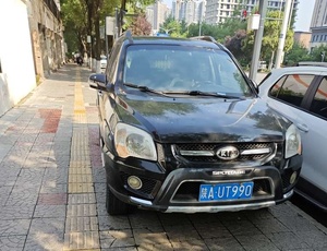 人行道成了西安交通违法者的天堂
