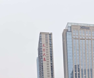 雨中行