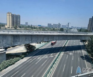 【聚焦2025】下班骑车上坡居然想吐，所以大家认识城南这条路吗？