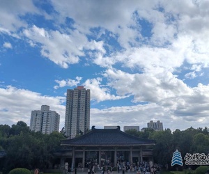 西安的藍(lán)天白云