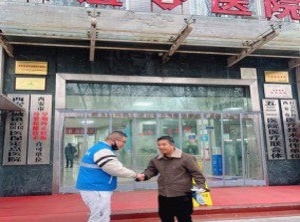 高新区：“小网格”里的“暖心时刻”