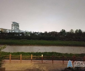 浐河涨水了