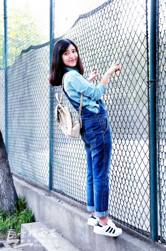 1704408