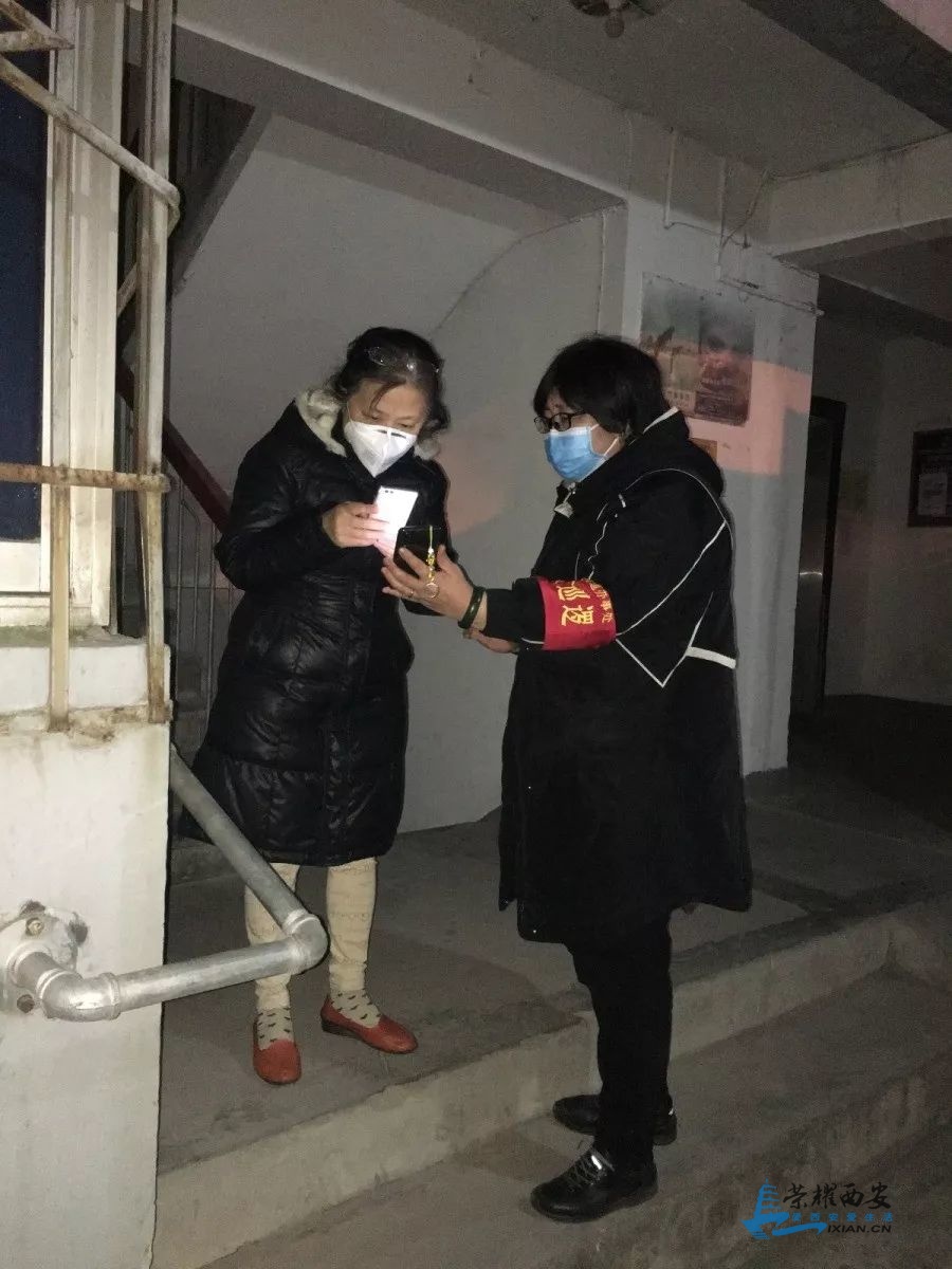 西一路街道尚朴社区党委书记杨琳5.jpg