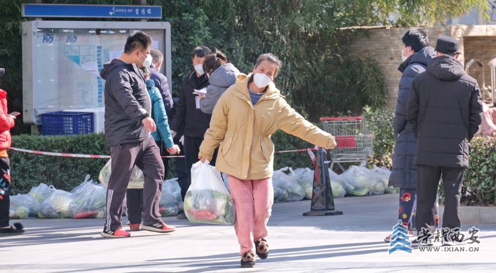 西安封控日记  严建设0002.JPG