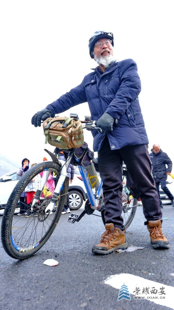 秦岭火车站 严建设32.JPG