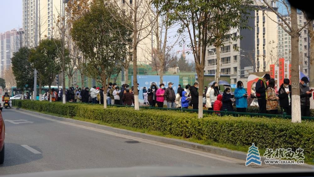 做核酸 严建设10.JPG