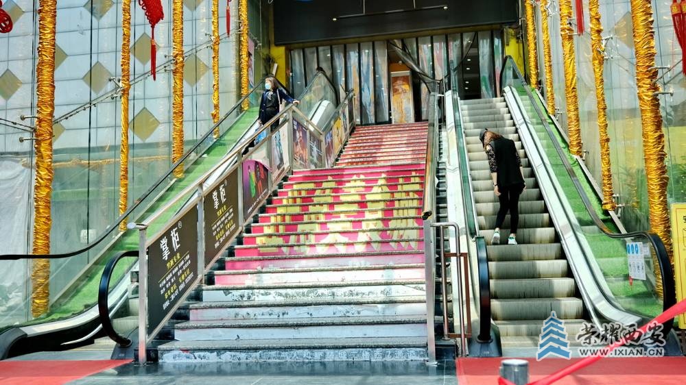 西安 严建设40.JPG