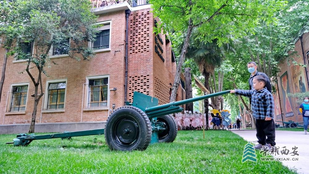 西影厂 严建设0040.JPG
