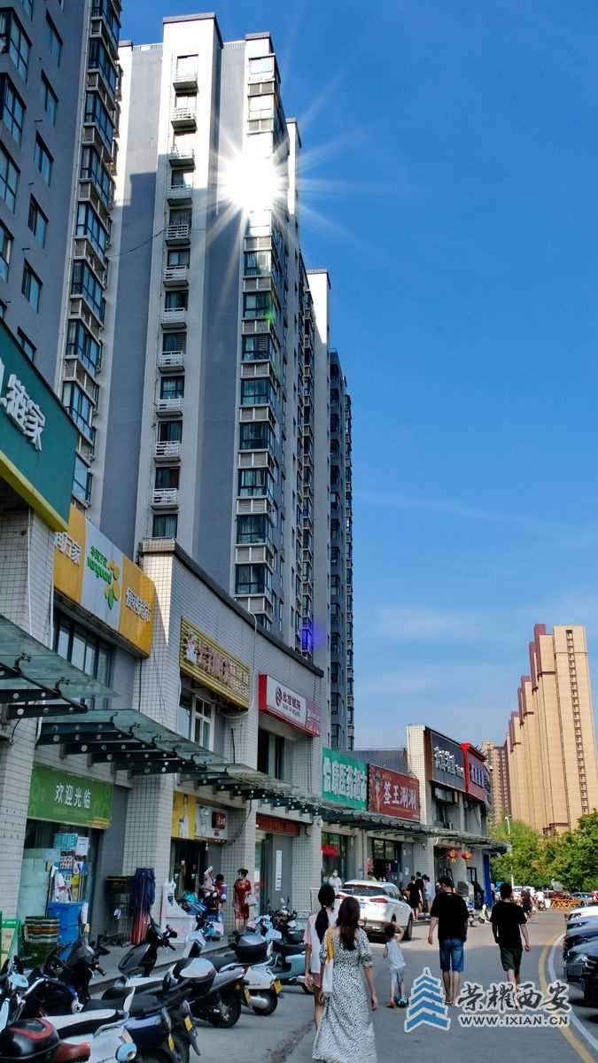 西安 严建设F22.JPG