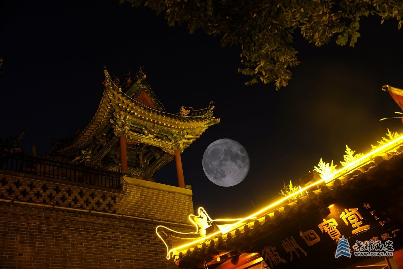 -榆林夜景  严建设018.JPG