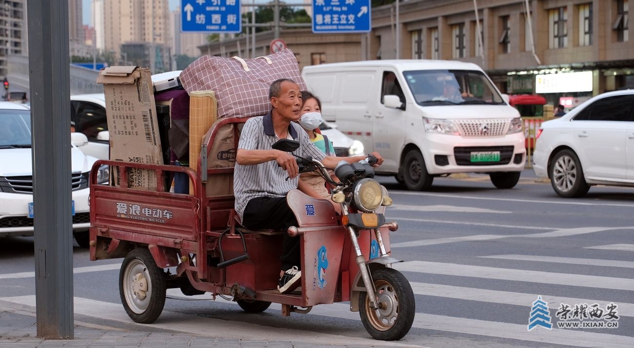-摊贩 严建设48.JPG