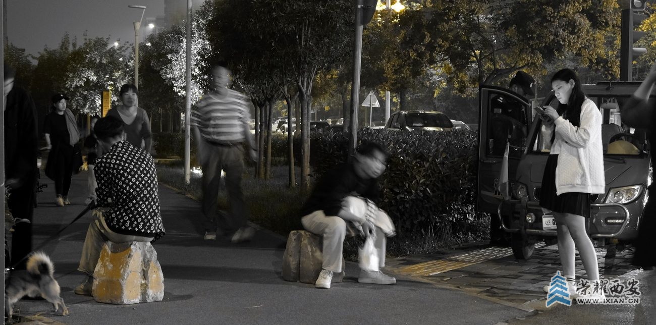 -夜市 严建设009.JPG
