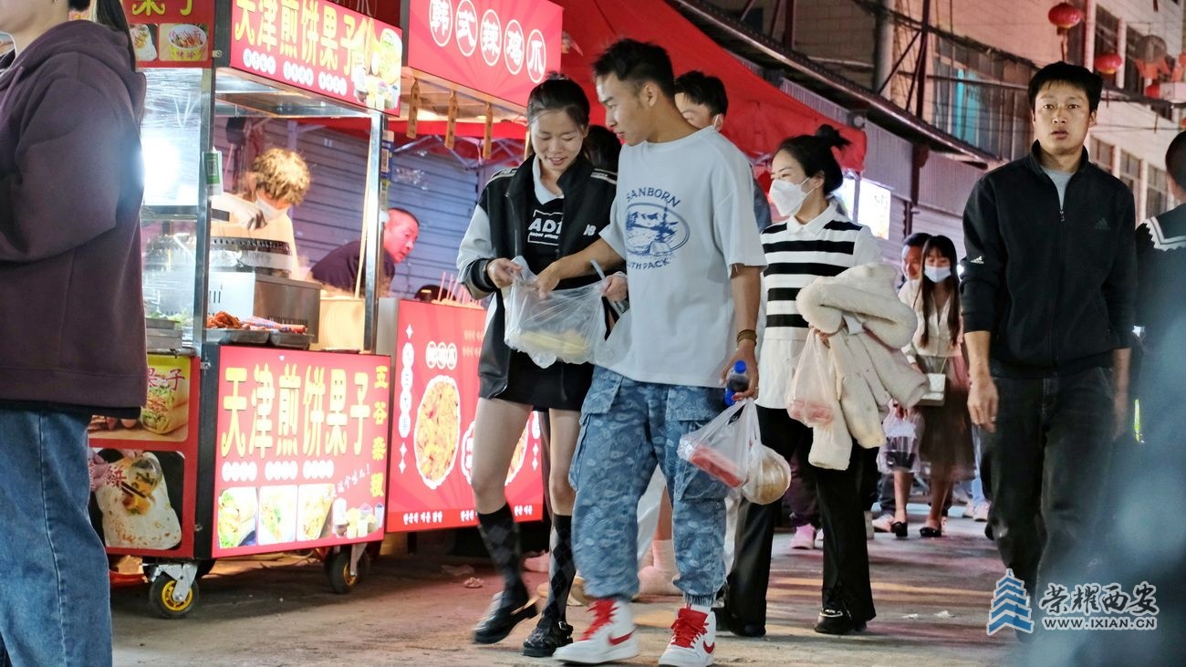 -双桥夜市风情街28.JPG