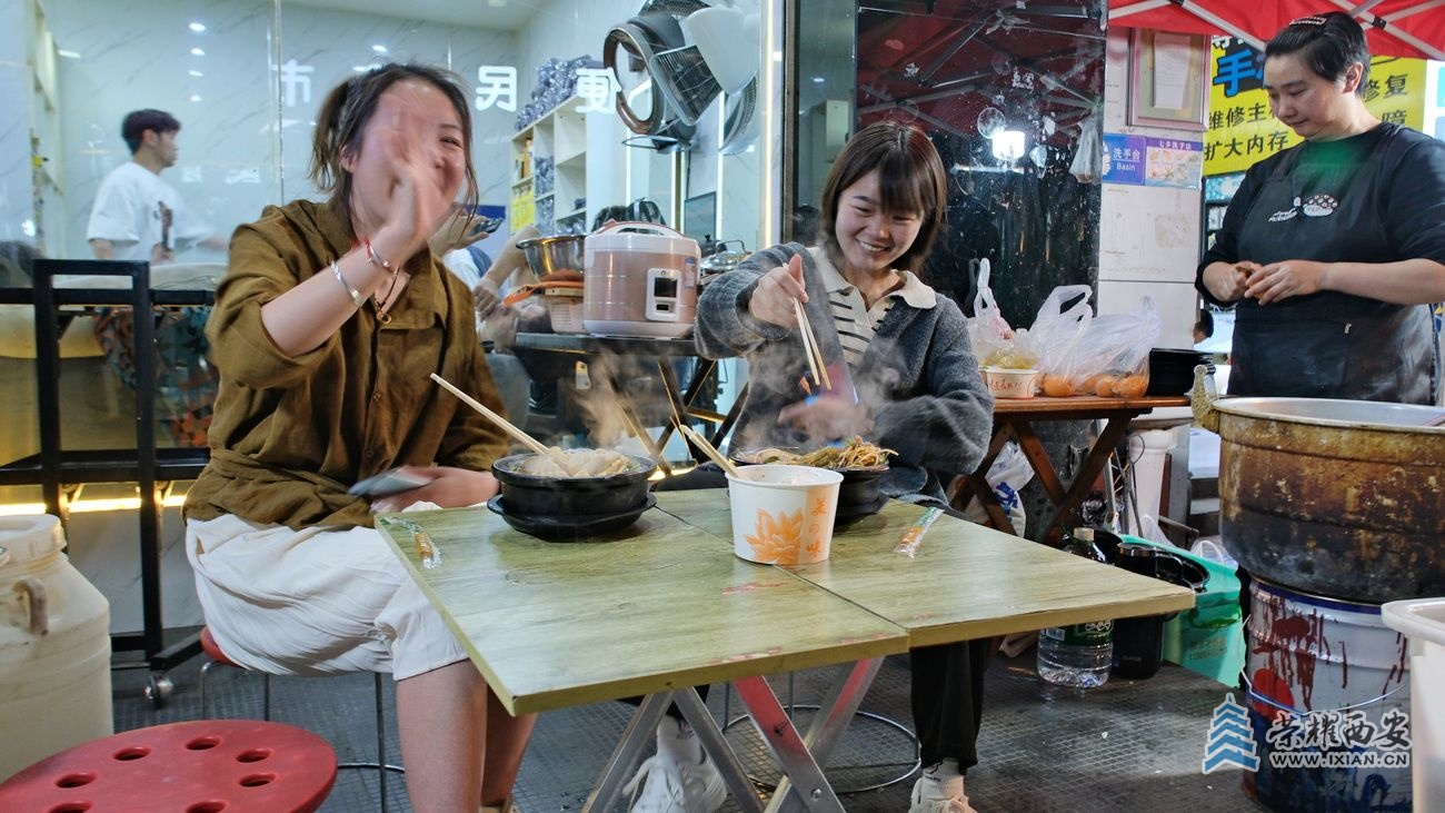 -双桥夜市风情街44.JPG