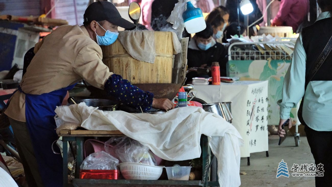 -双桥夜市风情街52.JPG