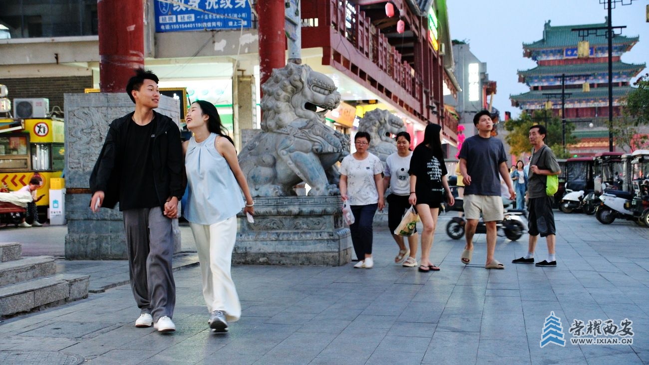 开封鼓楼夜市007.JPG