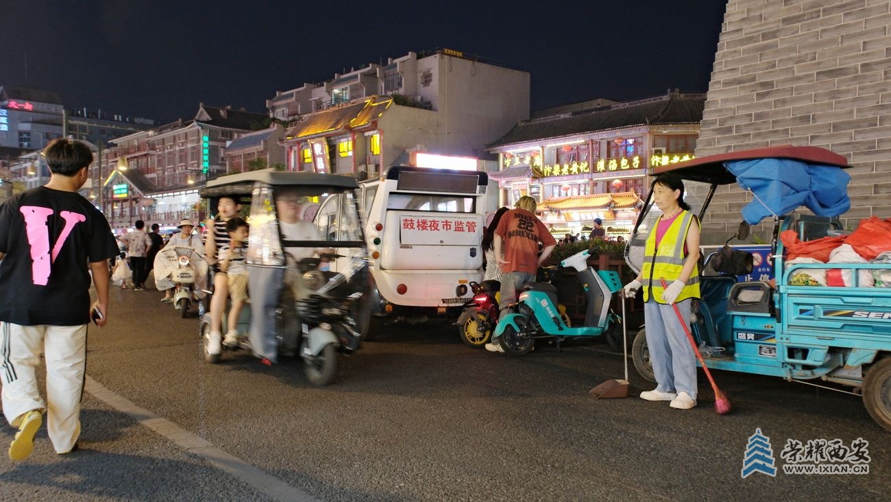 开封鼓楼夜市032.JPG