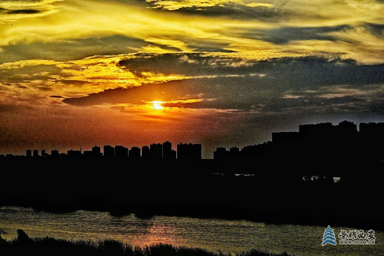 20240812154032front2_0_641165_FkrtJVyw-N0KsEBqZNgC5C0-GCHk.jpg