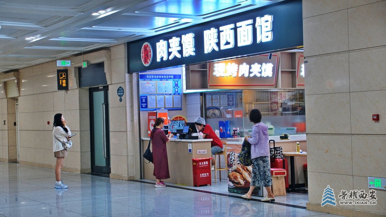 哈尔滨火车站38.JPG