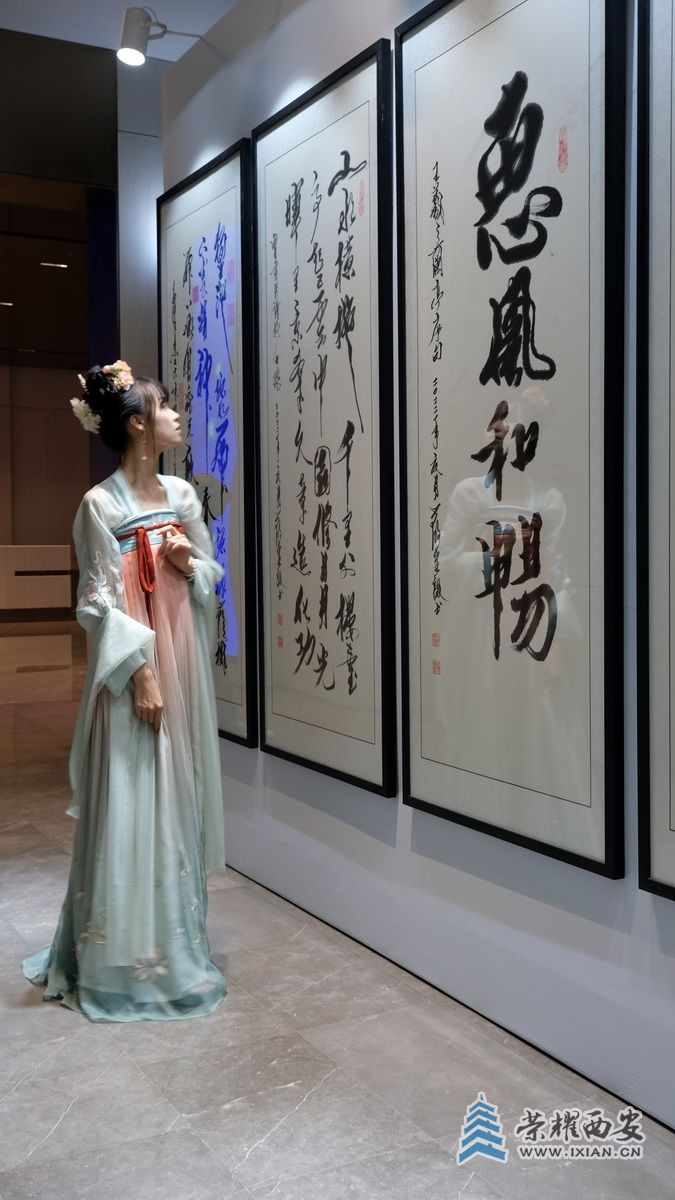 严建设书法35.JPG