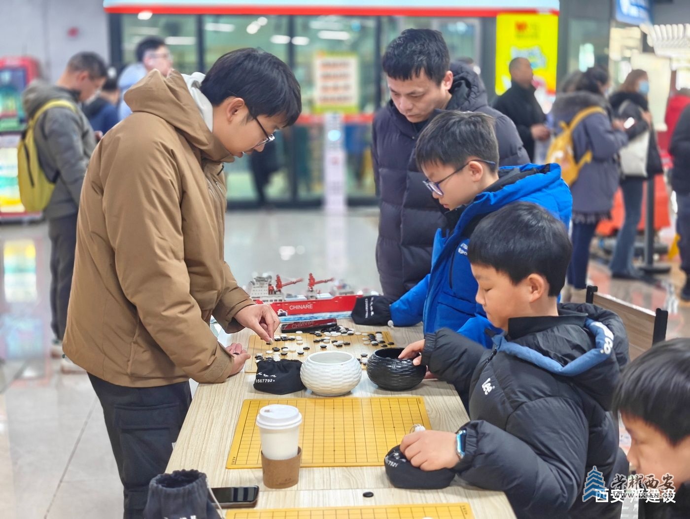 -赛场外面031.jpg