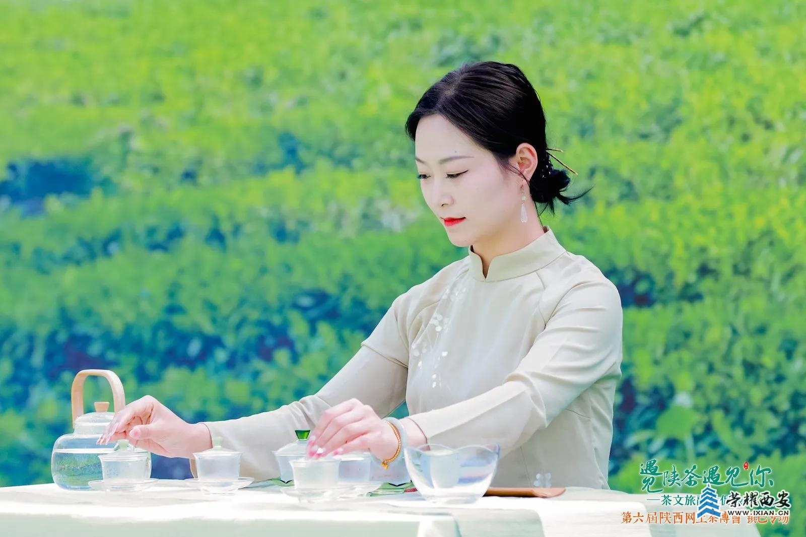 c546bd4cd3e44877a9c1bb4a8d380406~tplv-tt-origin-web:gif.jpeg?_iz=58558&from=article.jpg