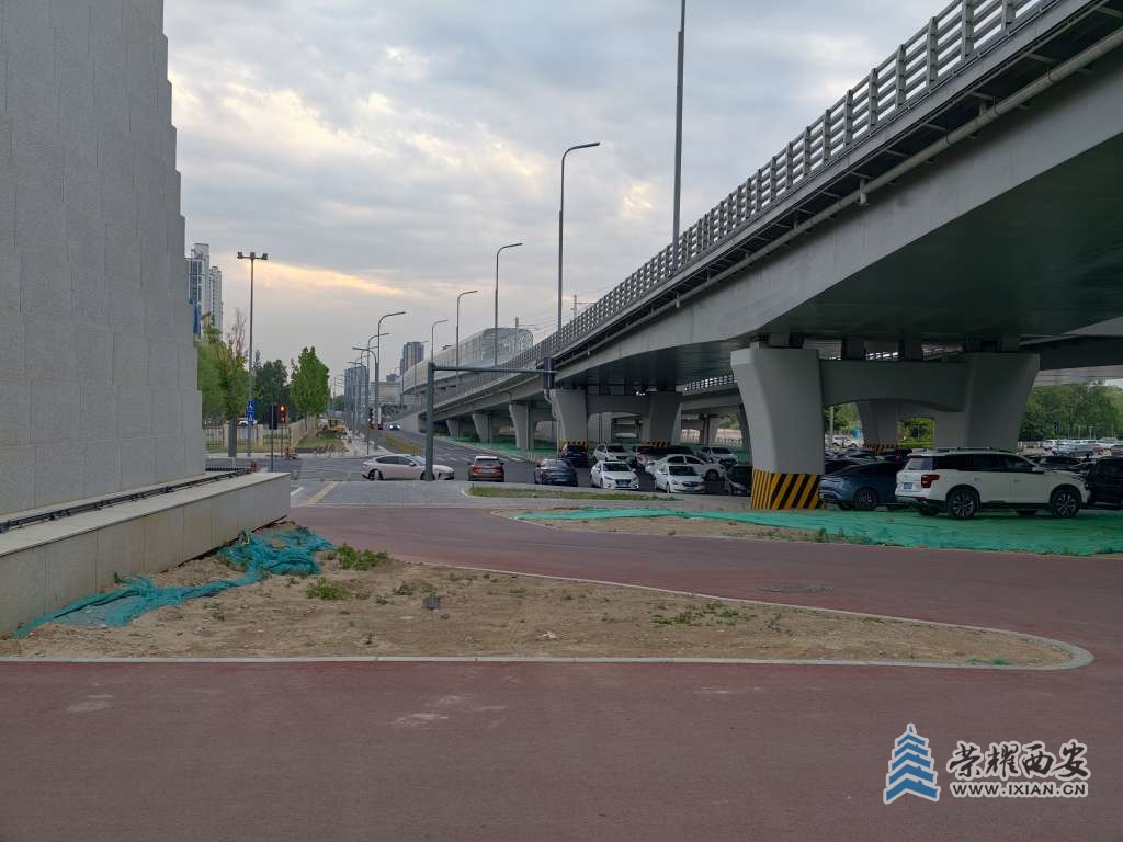 20250524185046front2_0_594604_FqKsvqYniQMyF-NXsCw4Vye-jeNY.jpg