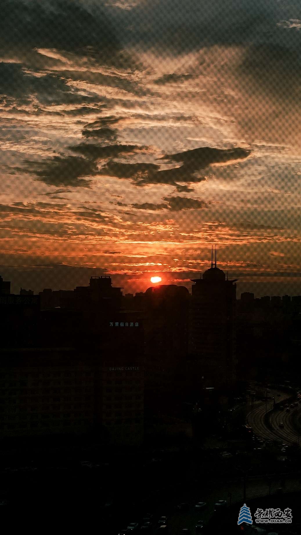 20250707000659front2_0_641246_FiKKqLRHtvBzHWptK83O2imOl_qV.jpg