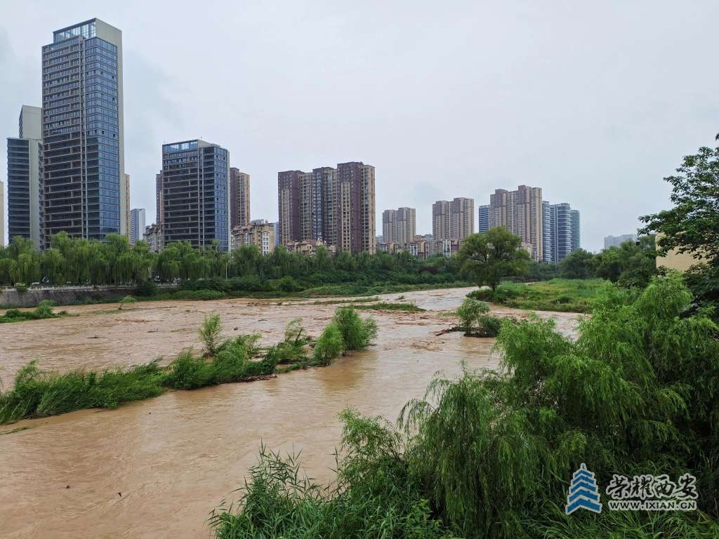20250720200006front2_0_627177_Fl2AIxBXKTYO2O0tjUKo5hE9wFAC.jpg