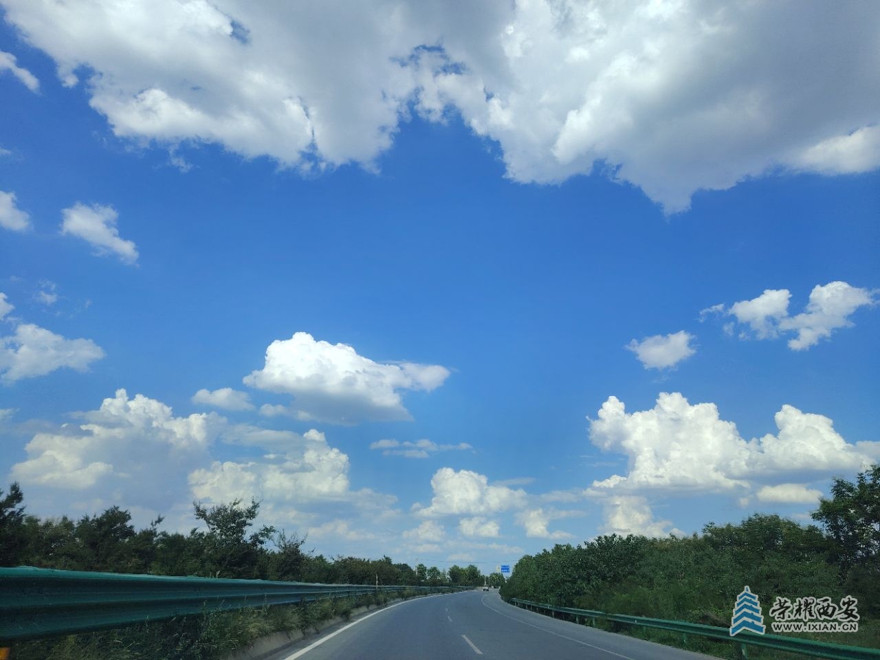 20250727054246front2_0_473708_FgVE1BRsB1lz90SeuurGFzJB3kiJ.jpg