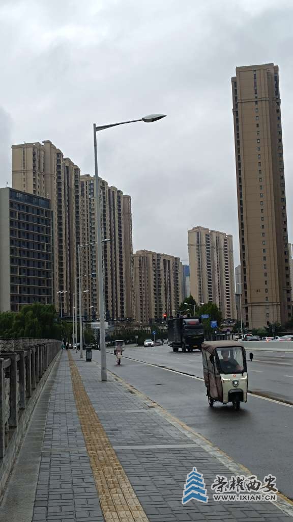 20250911232721front2_0_642048_FjdrJ6JB2MYc-SbXImHBpmEACDtq.jpg