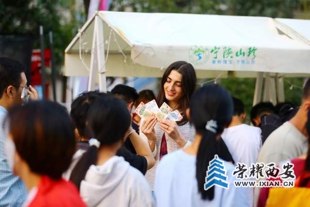 49f4a02f44f14ca0a8d96c05f504d972~tplv-tt-shrink:640:0.jpg