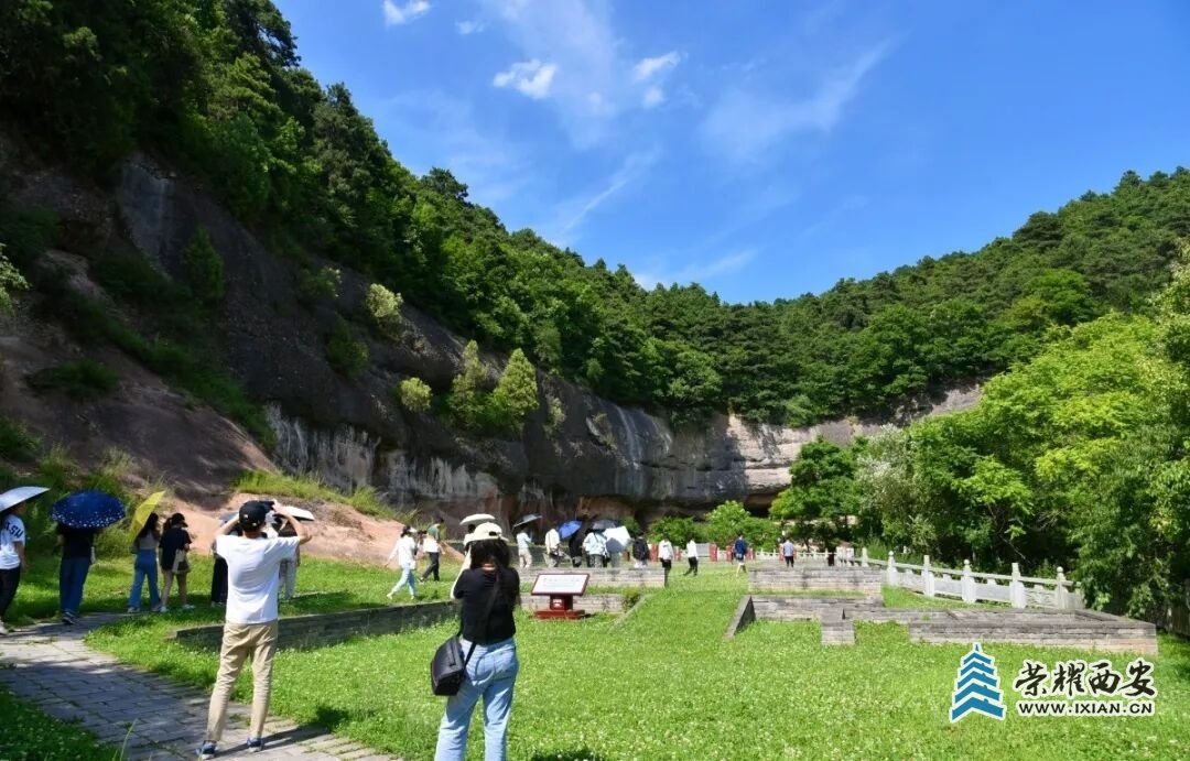 9213a450656c4b5e8b9e31abc736e5ef~tplv-tt-origin-web:gif.jpeg?_iz=58558&from=article.jpg