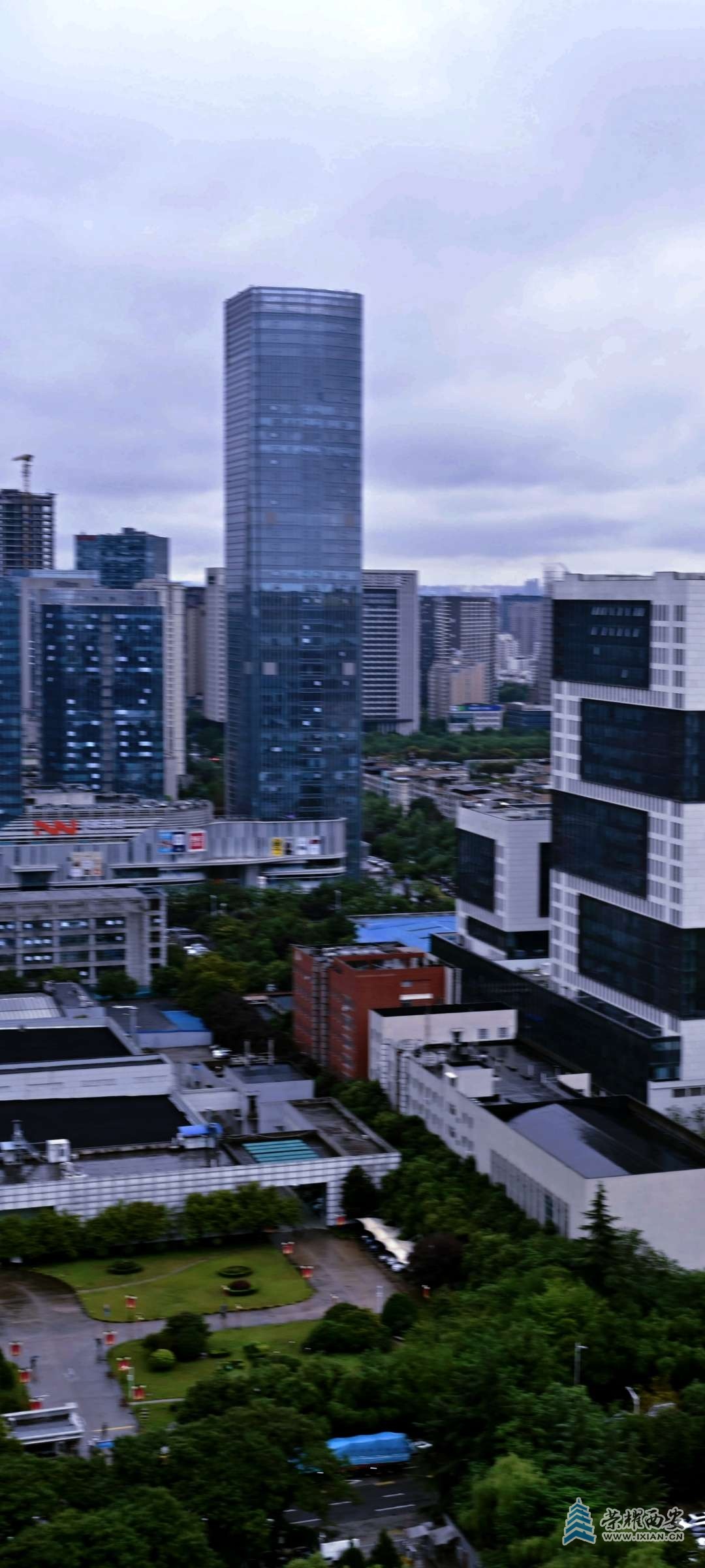 20250918163808front2_0_641246_Fj9YYokm9Uok7eA6hPxnTFxpli8u.jpg