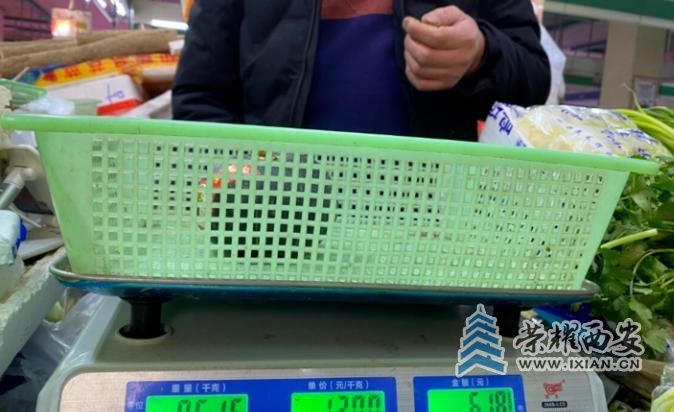 买东西的时候对于商家凑称的行为  你选择接受还是制止？