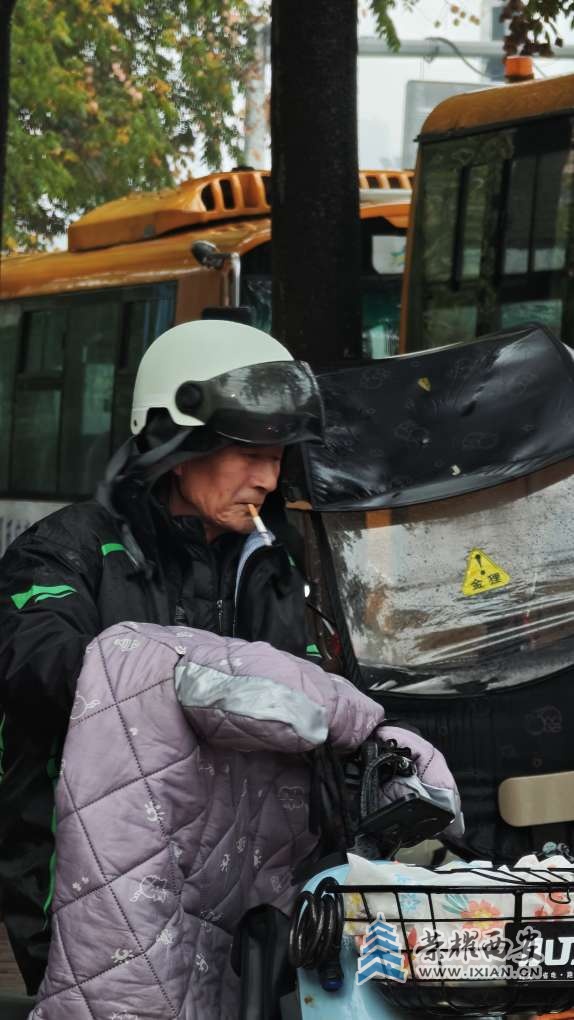 20251024234533front2_0_641246_FitkfXOuEk-aehuNJiPx2YMUE3sZ.jpg