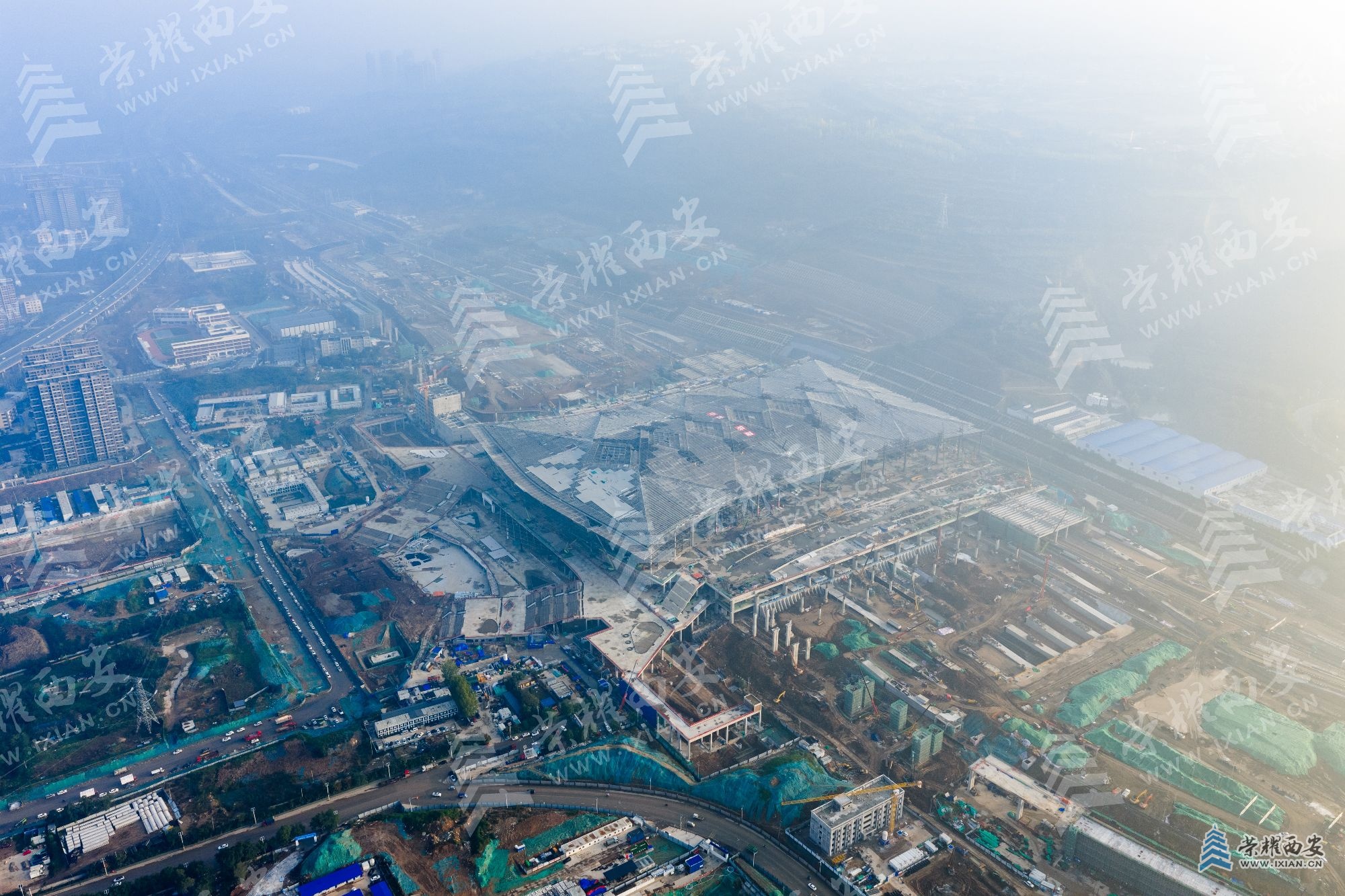【西安向上】西安東站施工進(jìn)展最新航拍（10月28日）